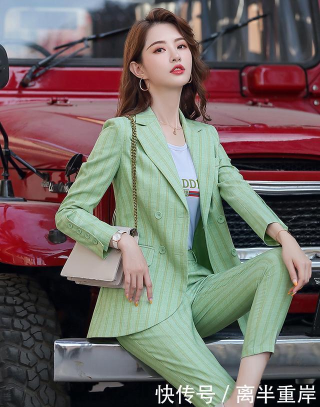  #气质#简约的气质，高颜值高舒适，5款谁穿谁都爱的小西装助你点缀今夏