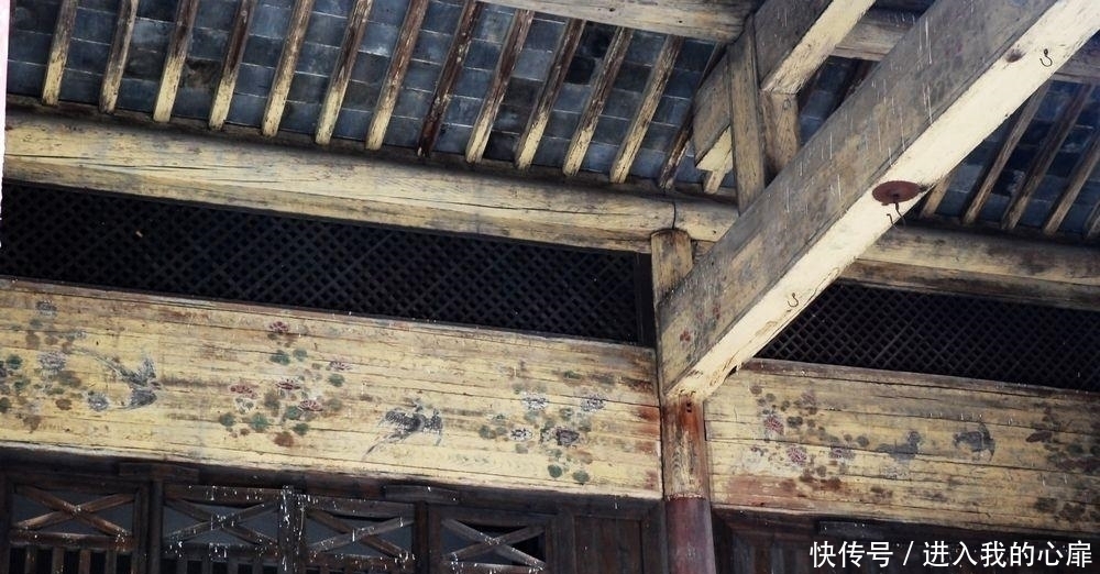  近些年@近些年，时不时有人到农村高价收购房梁，用来干啥？看完才知猫腻