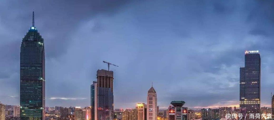  【车站】湖北这条高铁今年通车，沿线居民有福了，耗资528亿设立