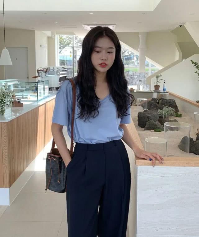  穿准■150小个子女生初夏这样穿准时髦