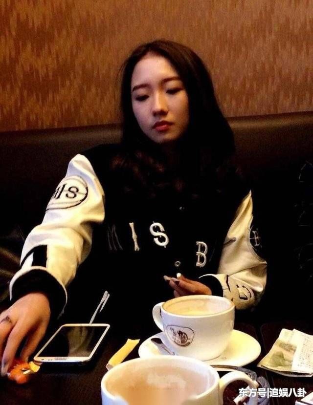 抽烟的女明星都会“凉凉”?孟美岐无辜中招，网友一句话道出真相