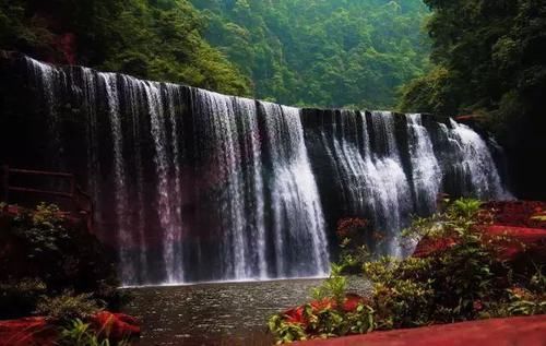 贵州的八条绝美公路，沿途有无数美景！自驾游的最佳之选~