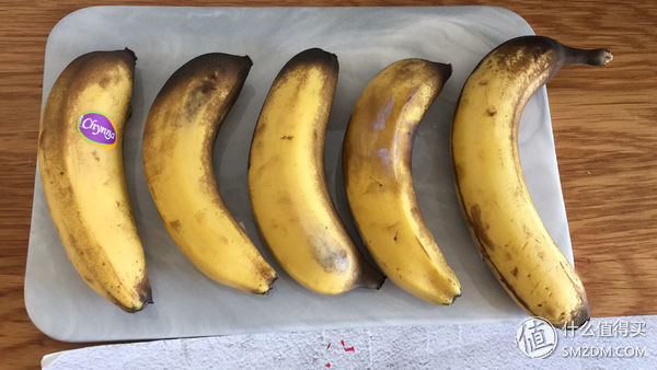 平价防晒霜测评 | 香蕉涂防晒霜的后果，瞬间惊呆了!