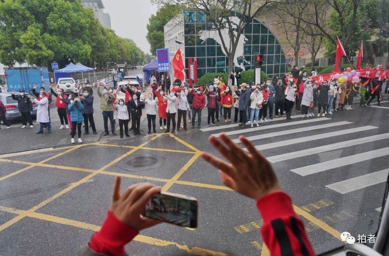  【摄影记者】一位摄影记者的65天武汉记忆：7万张照片，读懂这座城