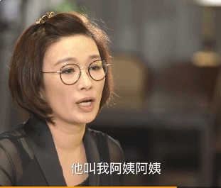 周立波回应不到3小时，唐爽再呛：有证据尽管晒