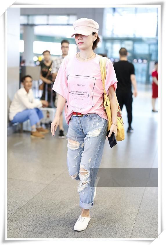 看了马伊琍粉色衫,再看看姚笛,网友:终于知道为啥文章会回头了