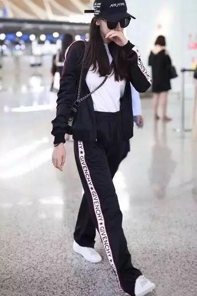 这条时髦的裤子,能解决你夏季所有的搭配!