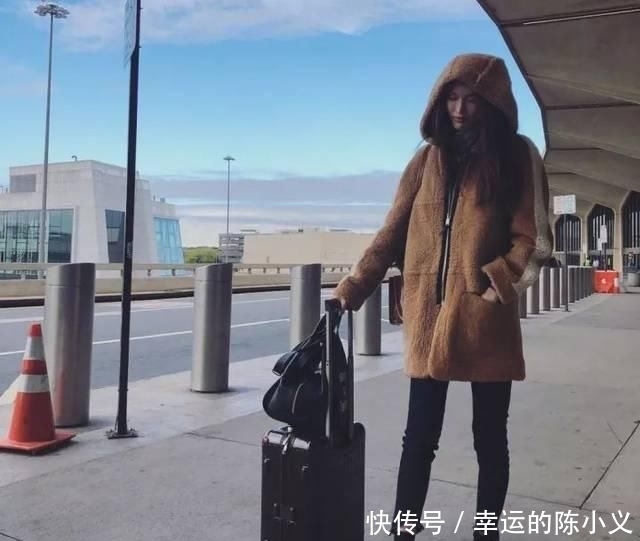 「显瘦」比大衣温暖、比羽绒服显瘦,今年最流行的外套是这件!