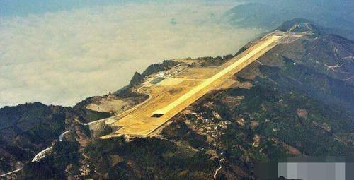  「河池」河池机场为什么被称为中国“最危险”的机场？内行人“