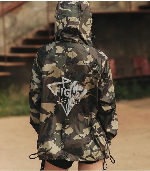 Baby大秀身材，运动潮搭竟靠它?