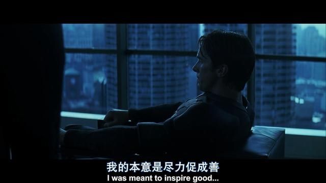 『蝙蝠侠』打败蝙蝠侠的小丑输了？不尬吹，独家新解《黑暗骑士》史诗三部曲