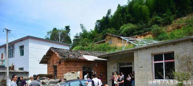 农村有钱人标准出炉了，只要符合以下一项就是有钱人，看看有你没