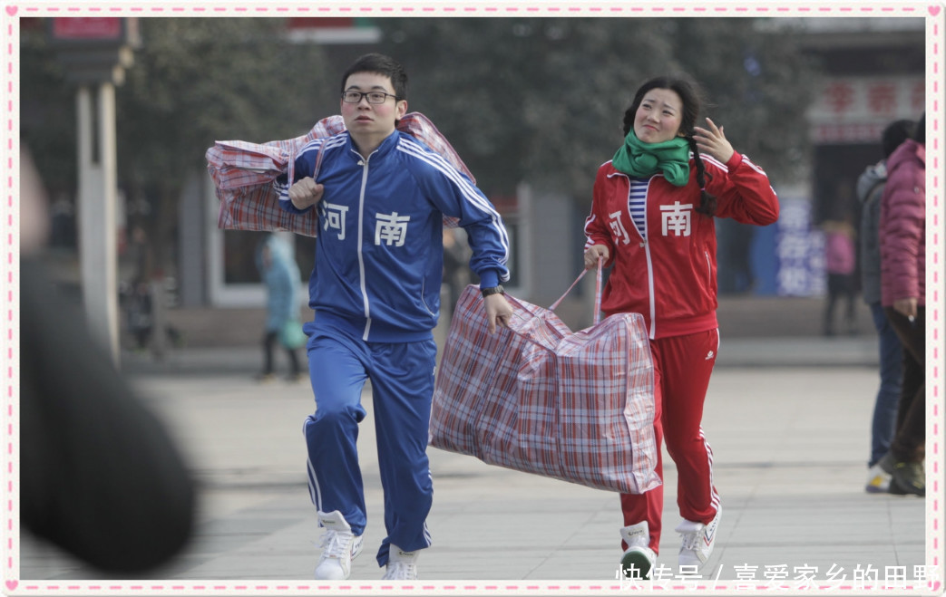 “反向春运”让父母进城过年，老人却婉拒，专家不解，有啥不舍的