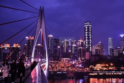 我国西北巨无霸城市，面积相当于13个上海！规划多座机场助力腾飞