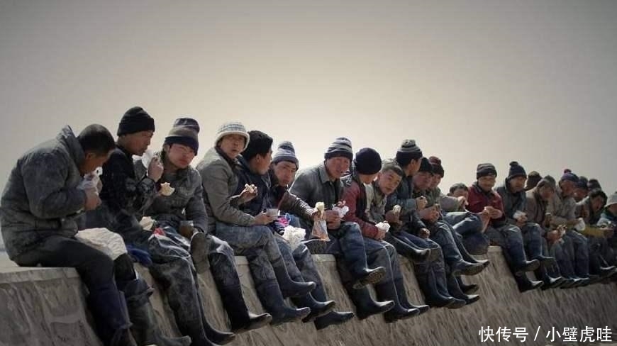  「愿意」有偿退出宅基地遇冷? 用宅基地能换几十万, 为啥农民还