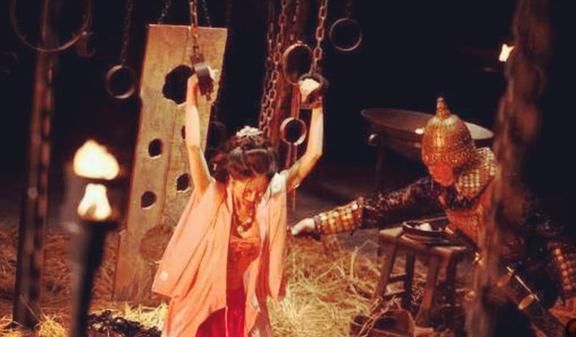 酷刑片段古装 t011b94f365a73e9f7b.jpg