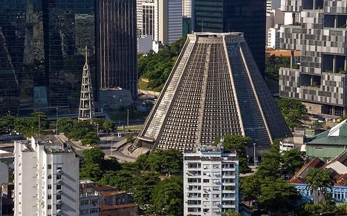 “足球王国”巴西开放免签了，但它不止有足球可说