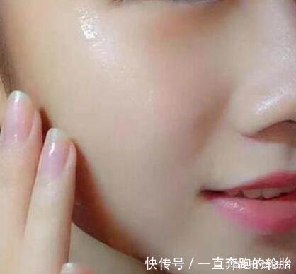 「皮肤」用这3个常见的东西混合敷脸,不出半个月,可恢复皮肤胶原蛋白哦