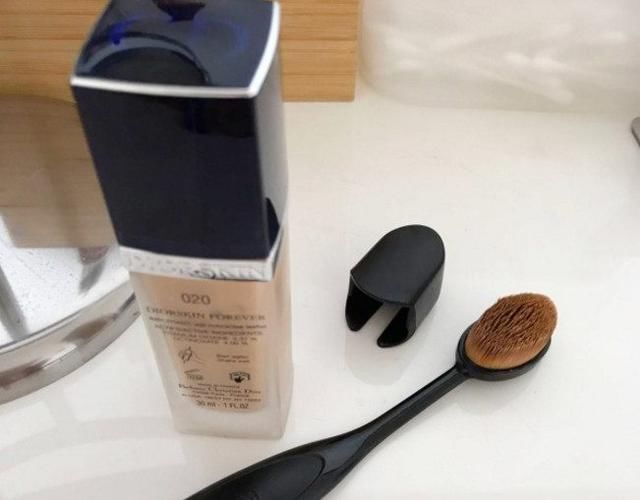 快速化妆小技巧，教你如何在五分钟内马上出门！