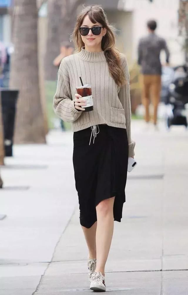 法式风格没那么难穿，非纸片人身材也能做到