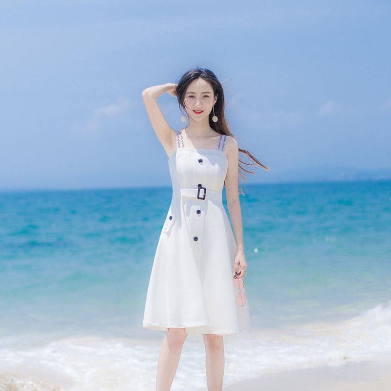 老婆宁可三天不吃饭，也要买这新款吊带裙!38岁嫩得像小姑娘