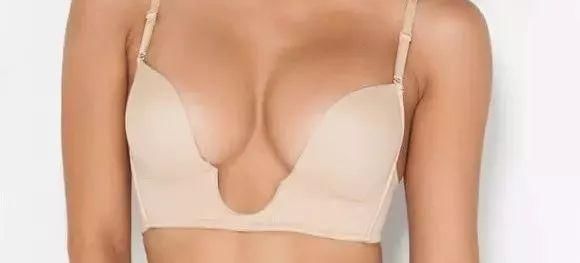 露背露肩深V的妹子别走，你们的内衣呢？