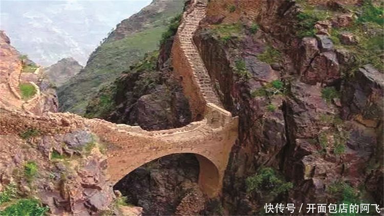 全球最神秘的桥,没有一根支柱屹立400年,无人知晓是如何建成