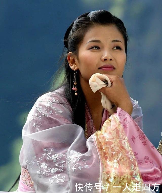 [角色]赵雅芝刘涛秦岚杨幂谁最白月光古装剧爆美正能量女性