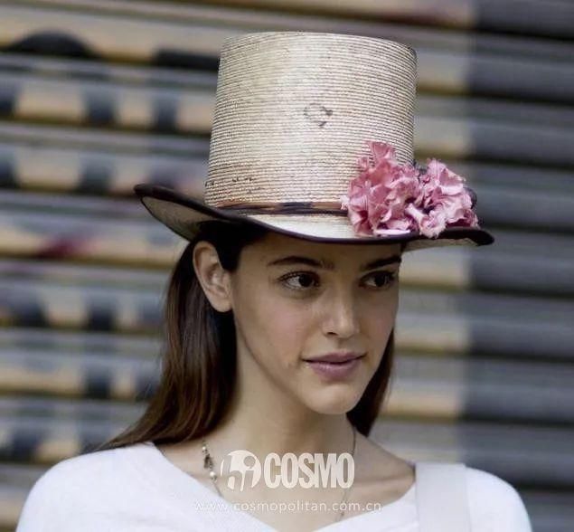 时髦办 | Lily Collins的度假look太有参考价值了