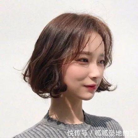  女生@大脸女生必备的五款发型，好打理又超级显脸小，清新还减龄