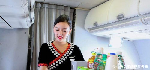 飞机上有3种“隐藏”服务,主动向空姐提才能享受到,真过瘾