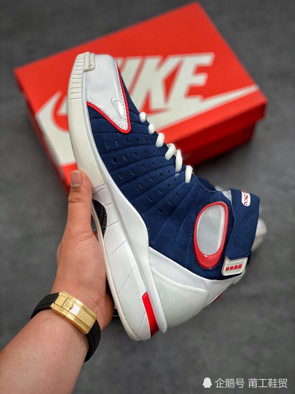  后卫|曾经的最强后卫鞋，见证过科比巅峰时刻！耐克HUARACHE 2K4开箱