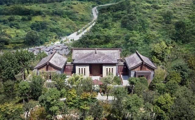 成都开往贵州的高铁图