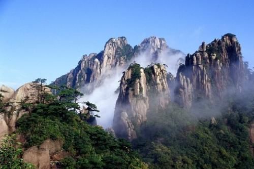 有眼不识三清山，人间仙境道教名山，是绿色宝库之邑！