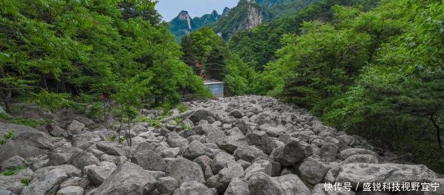 能与天下第一胜景黄山相媲美的名山竟然有它！去过的都一生难忘！
