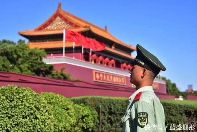 跨越世纪的铁血军魂——建军92周年