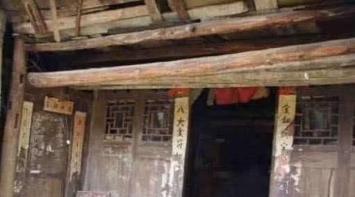 农村有很多收“旧房梁”，他们收回去做什么呢？为啥高价收购呢？