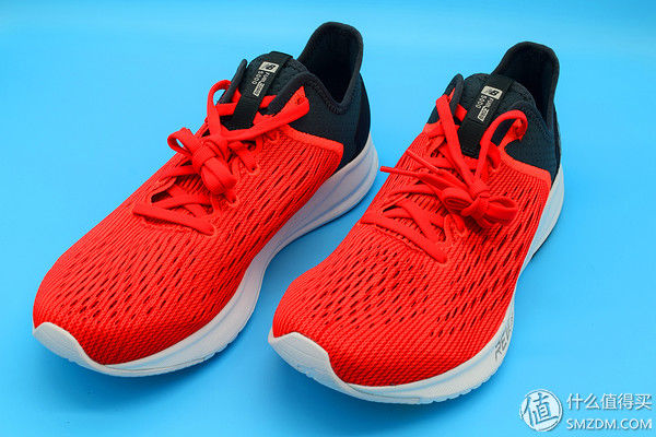 轻薄艳之夏跑鞋--New Balance FuelCore 5000跑鞋开箱