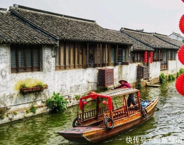 我国最“奇葩”古镇,工作人员到点就走,游客买票找不到人