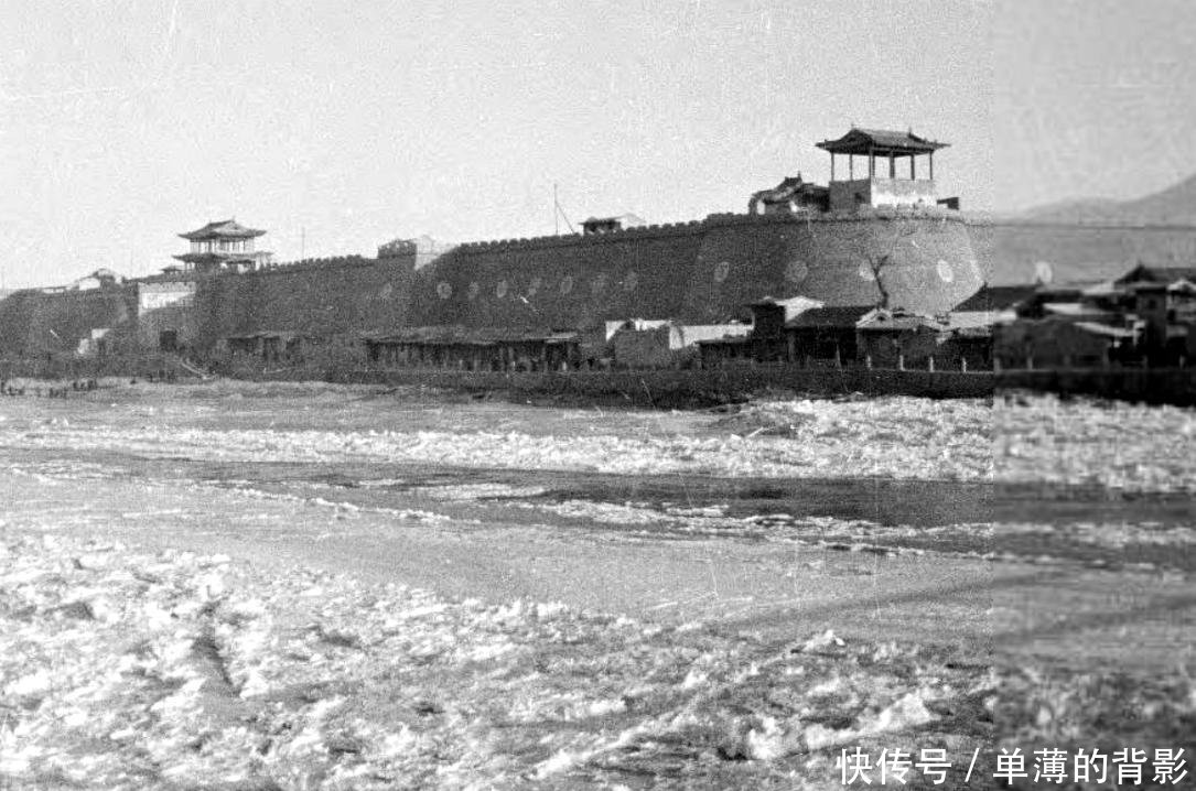  「铁桥」老照片 八十年前兰州, 耗银16万两的黄河铁桥