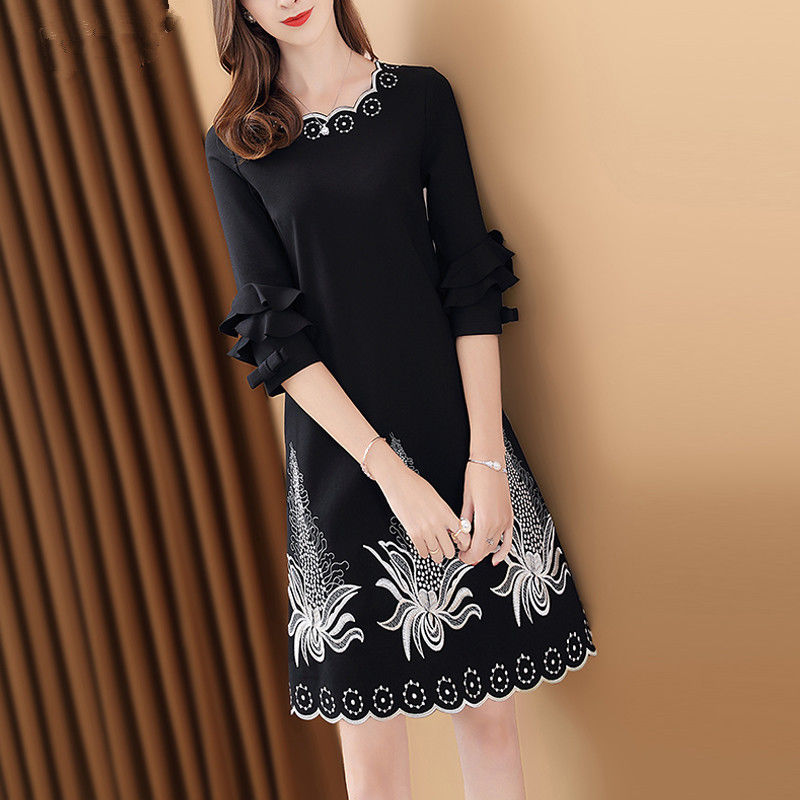 女人再漂亮，也不要穿得俗，要穿就要穿洋气的，美的优雅有格调