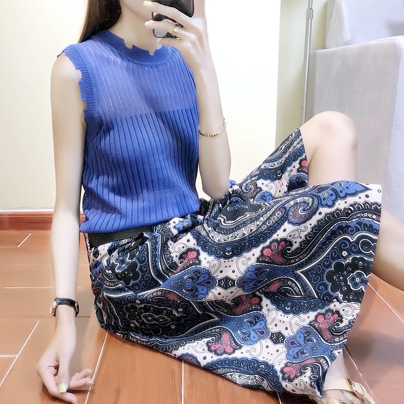 有一种阔腿裤套装,搭配尖头鞋,比连衣裙还好好看百倍