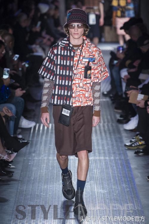 错视感的双拼印花才是今夏秋冬的最新流行指南!