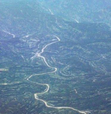  出国旅游：中国最奇妙的河流，出国后又转了回来，网友：出国旅