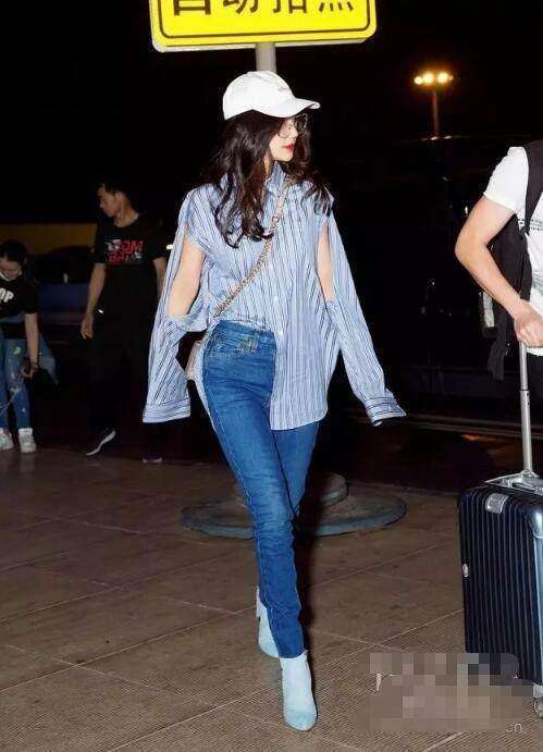 baby迷上驴蹄鞋! 连和迪丽热巴同台都不放过, 但是结果尴尬了