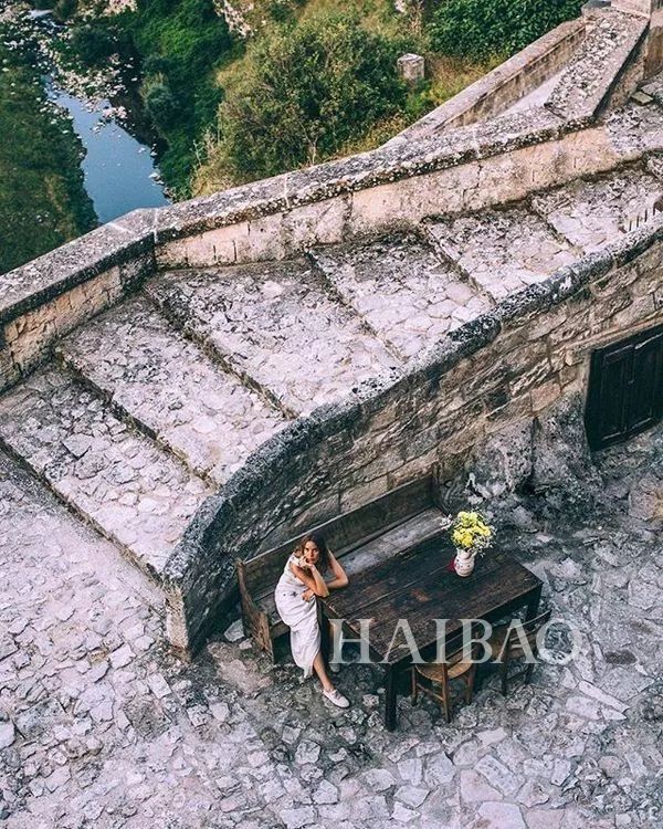 奇怪| 满脸雀斑的她从不磨皮，但是拍出来却比蛇精脸还好看
