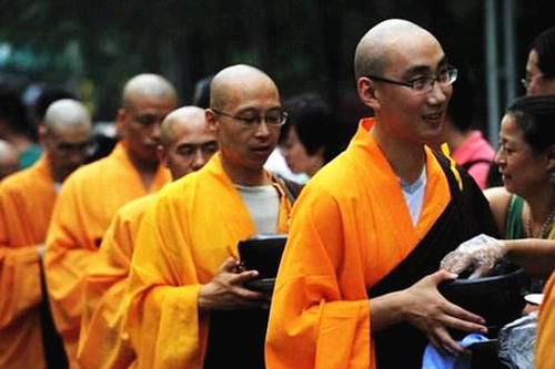 中国“最低调”的寺院，和尚都是名校毕业的高材生，香火非常旺盛