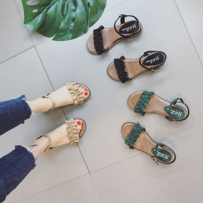 穿不惯高跟鞋的女人，一定不能错过这几款凉鞋，时髦舒适不累脚