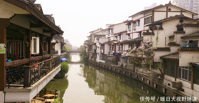  南通：江苏第二小市，比扬州小得多，相当于0.5个苏州，实力却比