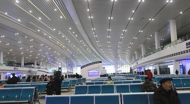 惊艳！全国地级市最大高铁站正式开放